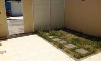 Imagem 3: Casa duplex no Jardim Vitória com 3 quartos, 1 suíte e 1 vaga para aluguel - Macaé/RJ