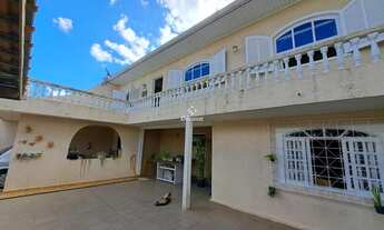 Imagem: CASA NO CORAÇÃO DO BAIRRO PORTÃO