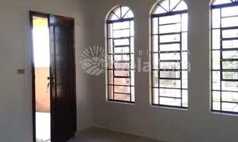 Imagem 4: IMÓVEL PARA FINS COMERCIAIS OU RESIDENCIAIS À VENDA NA REGIÃO DA BARRA FUNDA EM APUCARANA