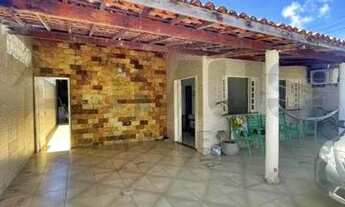 Imagem 2: Excelente Casa na melhor localização da Aruana com 3/4 . 3 Vagas de garagem