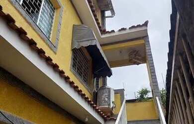 Imagem 2: Vendo Casa Casa com 4 dormitórios