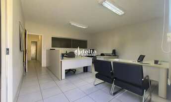 Imagem: Casa Comercial disponível para locação