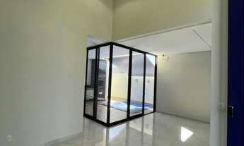 Imagem: Casa com piscina em condomínio