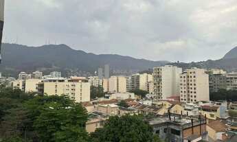Imagem 3: Apartamento à venda Varanda sala 3 quartos sendo um suíte 2 vaga de garagem prédio infraes