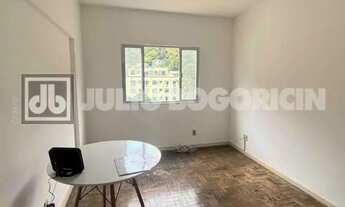 Imagem: Glória - Apartamento - Padrão - Residencial