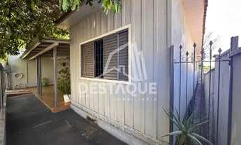 Imagem 2: Casa para Venda em Santo Anastácio, Vila Ferrer, 4 dormitórios, 2 banheiros