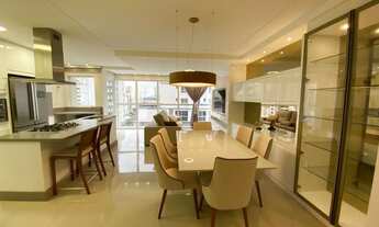 Imagem 3: Imóvel para aluguel com 130 metros quadrados com 3 quartos em Centro - Balneário Camboriú