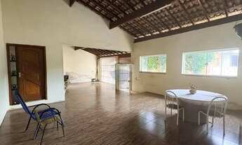 Imagem 3: Casa à Venda no Jardim Tropical em Lins/SP com Duas Casas no Terreno