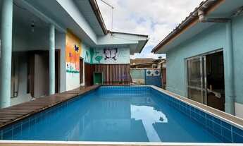 Imagem: CASA COM 03 DORMITORIOS SENDO 01 SUITE