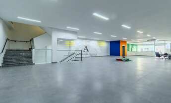 Imagem 2: O Prédio que Seu Negócio Merece: Prédio 1614 m² com Elevador, Escritórios e Estacionamento