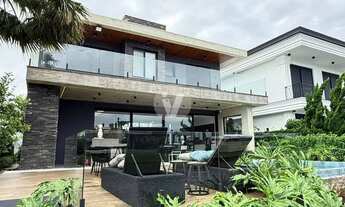 Imagem 3: Sobrado Alto Padrão com 5 Suítes e Piscina