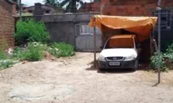 Imagem 5: Vendo um terreno com um ponto de comercio mede 15 por 32 com uma casa com dois vao e um