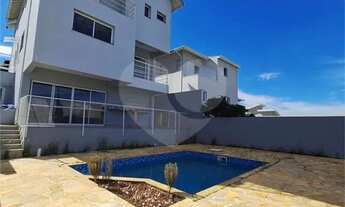 Imagem: Condomínio com 4 quartos à venda ou para