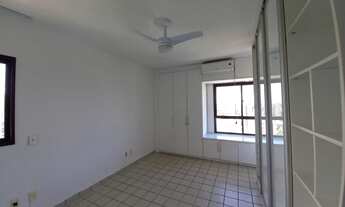 Imagem 4: Apartamento para venda possui 196 metros quadrados com 4 quartos em Espinheiro - Recife