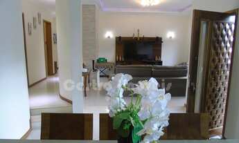 Imagem 5: QUITANDINHA: VENDO BELISSIMA CASA EM PONTO NOBRE