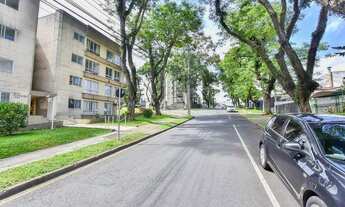 Imagem 5: Casa para venda possui 508 metros quadrados com 3 quartos em Vila Izabel - Curitiba - PR