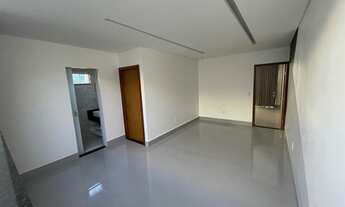 Imagem 2: EXCELENTE CASA / FINO ACABAMENTO /3 QUARTOS / CONDOMÍNIO COMERCIAL E RESIDENCIAL