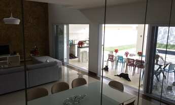 Imagem 3: Casa de condomínio sobrado para aluguel e venda possui 270 metros quadrados com 3 quartos