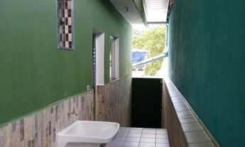 Imagem 3: Casa para Venda em Guarulhos, Parque Primavera, 5 dormitórios, 3 banheiros, 1 vaga