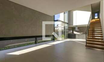 Imagem: Casa de Condomínio à Venda - Alphaville