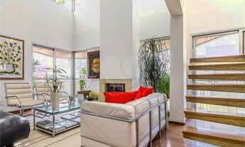 Imagem: Cobertura duplex para venda tem 300 metros