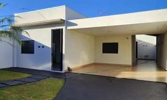 Imagem 2: Casa para Venda em Uberlândia, Jardim Botânico, 3 dormitórios, 1 suíte, 2 banheiros, 4 vag