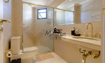 Imagem 6: Vista deslumbrante, apartamento espaçoso com 247m2 de área útil, 4 suítes, varanda gourmet