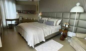 Imagem 2: EXCLUSIVO Apartamento de LUXO, FRENTE MAR Na ponta do farol, Reformado e Projetado, Casa d