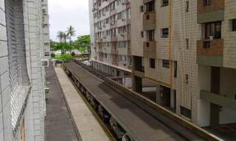 Imagem 2: Sala living - Frente a praia do Embare