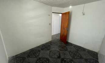 Imagem 6: Duas casa a venda no Centro de Maracanaú