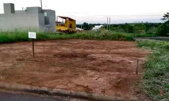 Imagem 6: Terreno de 09 metros de frente por 20 metros de lado