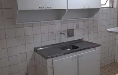 Imagem 3: Apartamento para aluguel possui 65 metros quadrados com 2 quartos em Torre - Recife - Pern