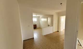 Imagem 2: Sobrado para Venda em São Paulo, Jardim Teresa, 4 dormitórios, 4 banheiros, 2 vagas