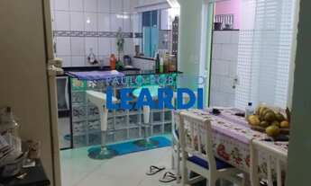 Imagem: CASA ASSOBRADADA - VILA GUARACIABA - SP