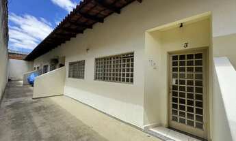 Imagem 2: Casa Geminada Nº 03, Vivenda Maria Meireles, Rua C-5 Qd. 52 Lt. 05, Jardim América, Goiâni