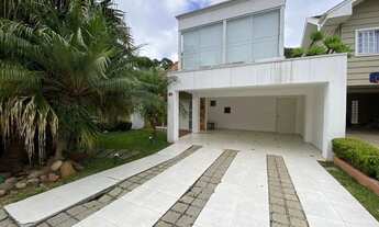 Imagem 2: Casa em Condomínio, 4 Dormitórios, 2 Suítes, a venda por R$ 2.200.000 em Santa Felicidade