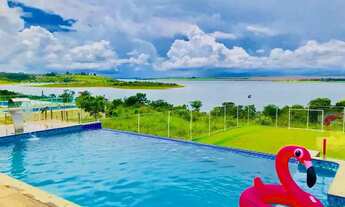 Imagem: Sobrado piscina borda infonita com vista