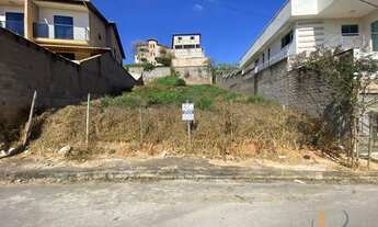 Imagem: Lote à venda no bairro Quintas das Flores