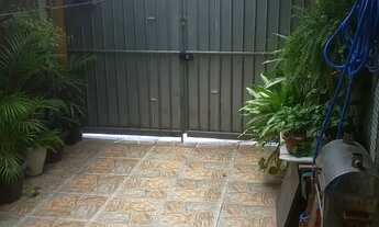 Imagem 2: Casa Duplex Frente de Rua 2 Quartos e Garagem R. Albérico Gomes Pereira Ac. Carta