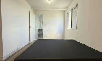 Imagem 2: Kitnet Semi Mobiliada de 25 m² na Agronômica: Praticidade e Localização Central