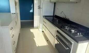 Imagem 5: Imóvel para venda possui 77 metros quadrados com 2 quartos em Menino Deus - Porto Alegre