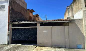 Imagem: Casa com 03 Quartos com 128²m no Bairro