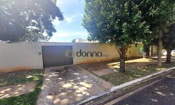 Imagem 2: Casa com 04 suítes, 220m² construção e terreno 960 m2