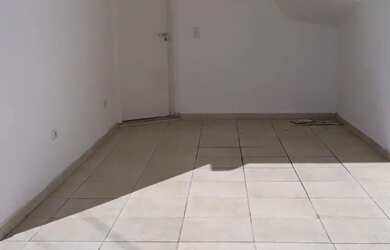 Imagem 4: R$ 3.200,00 - Aluga-se Sobrado no Bairro Alto