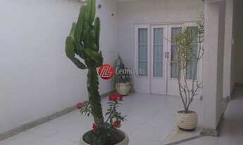 Imagem 7: Casa triplex com espaço gourmet, varanda em Betim