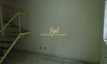 Imagem 4: Nova Era/JF - Casa com 3 dormitórios - Em rua plana