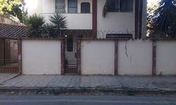 Imagem: Alugo quarto