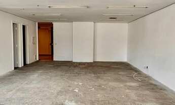 Imagem 6: Conjunto comercial em localização estratégica no Itaim Bibi