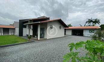 Imagem: Casa à venda no bairro Avaí - Guaramirim/SC