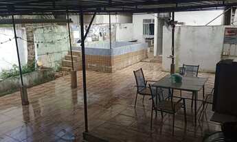 Imagem: Residências de dois andares em Sepetiba